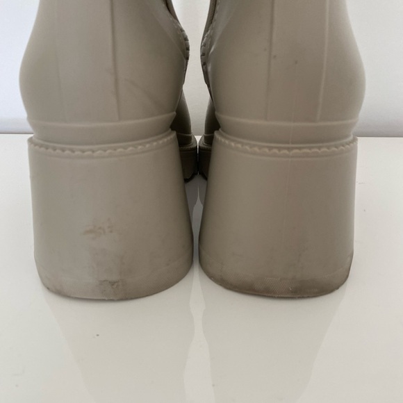 (SOLD***💘😍)CHLOÉ BETTY RUBBER RAIN BOOT - Picture 9 of 16